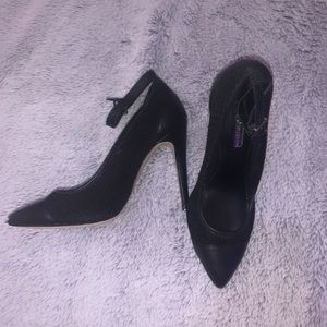 Black lace shoes
